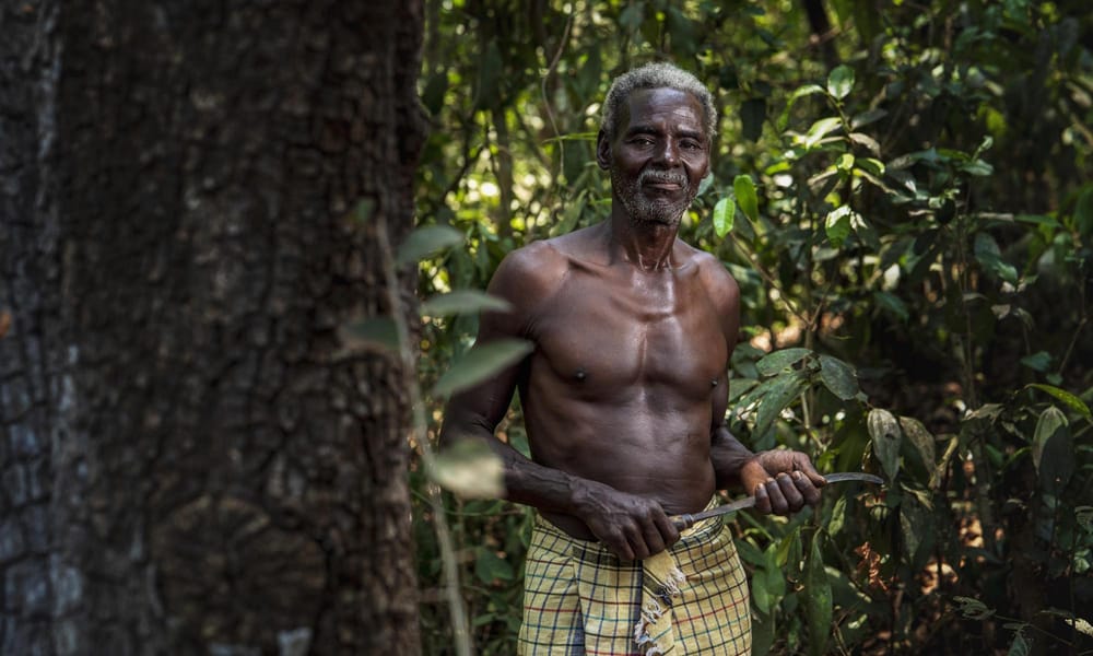 A photo of an elderly Siddi man from Yellapur in the state of Karnataka, India.